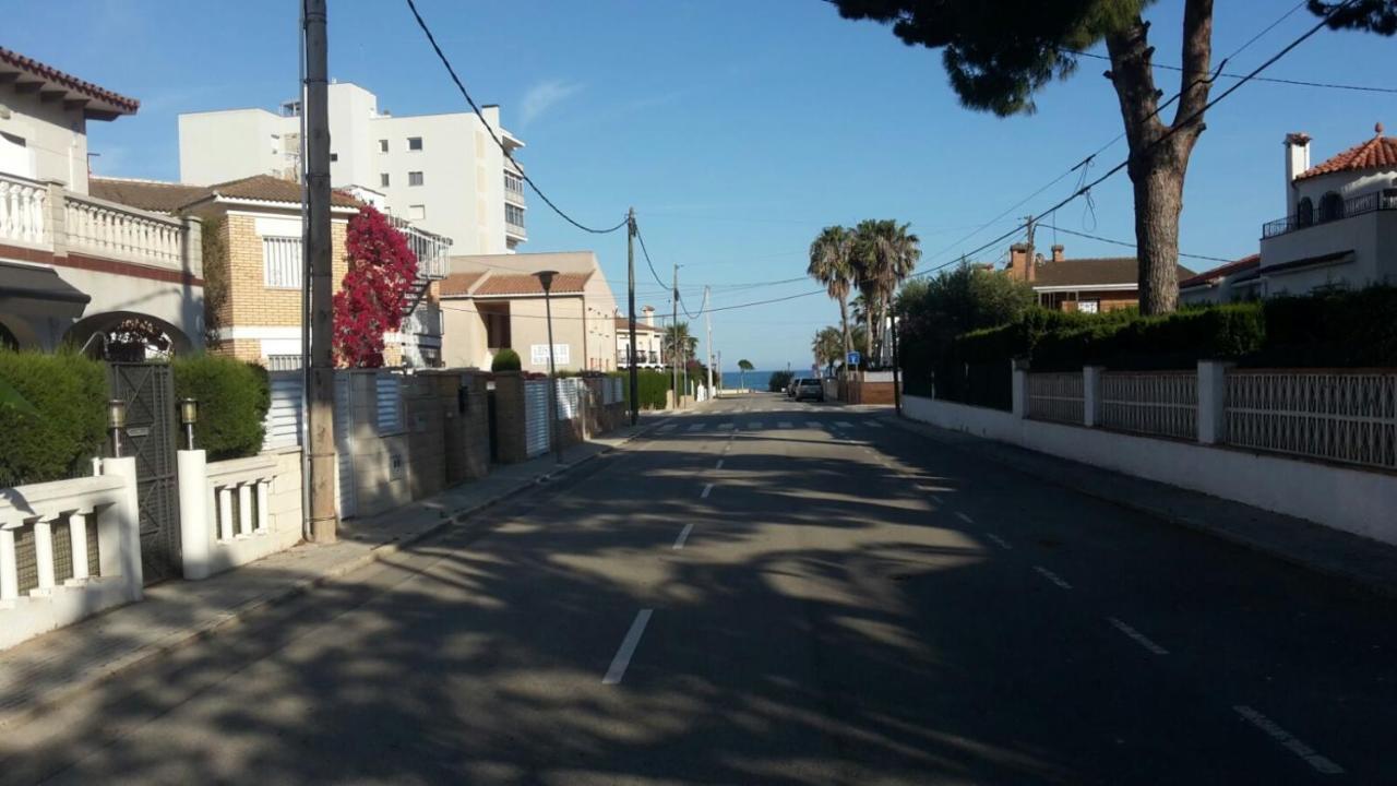 Apartment Near The Sea Cambrils Exterior foto